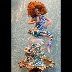 Home Decor Figurine